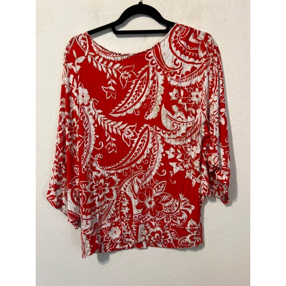 Chico's Sz 2 (US L 12) Red White Floral Print Super Stretchy Back Detail Blouse